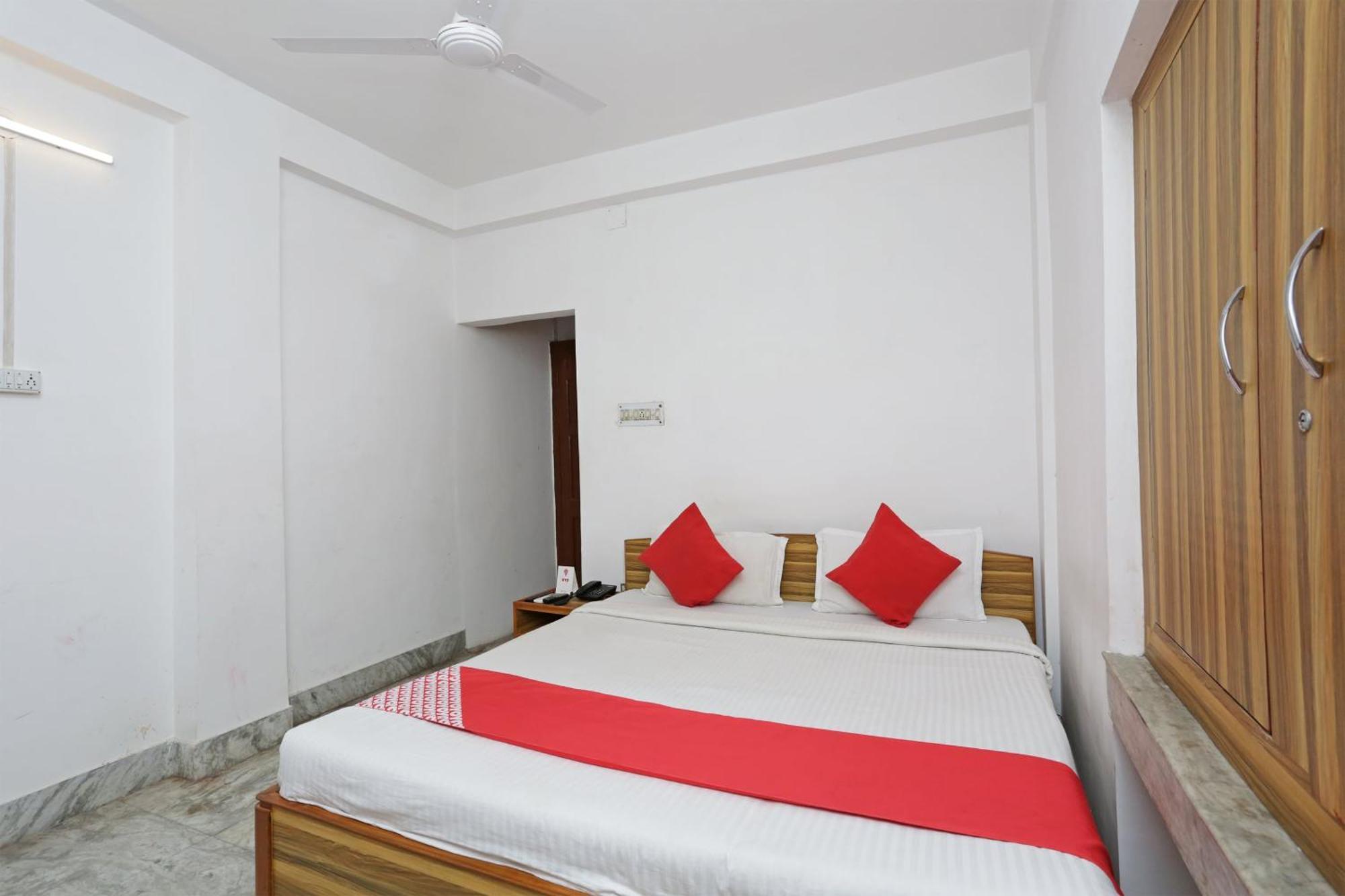 Hotel O New Silver Inn Calcutta Exterior foto